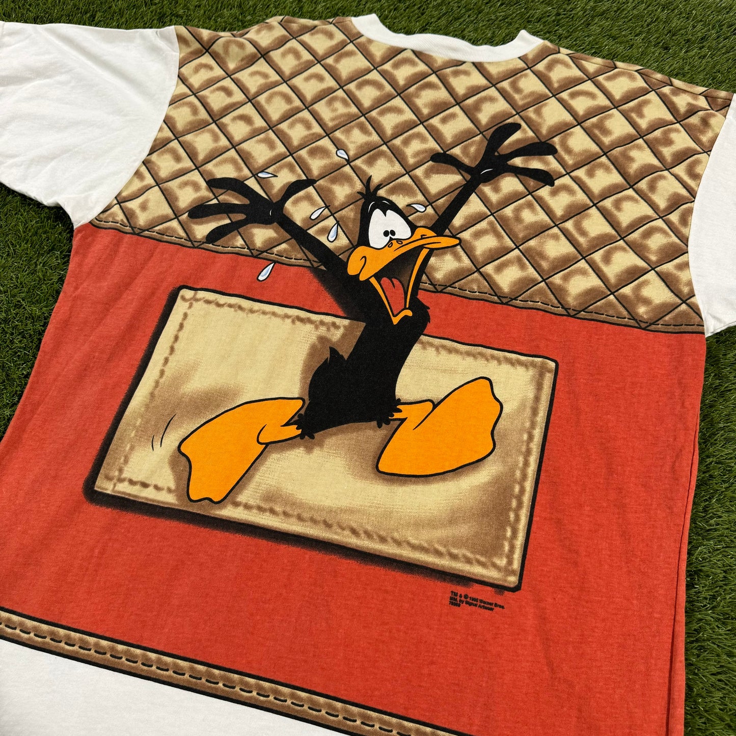 Looney Tunes - Vintage AOP Tazz Daffy Duck T-Shirt